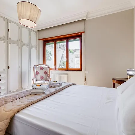 Bmga L Chic And Charm 3bdr Apt In Coppede District Apartment
